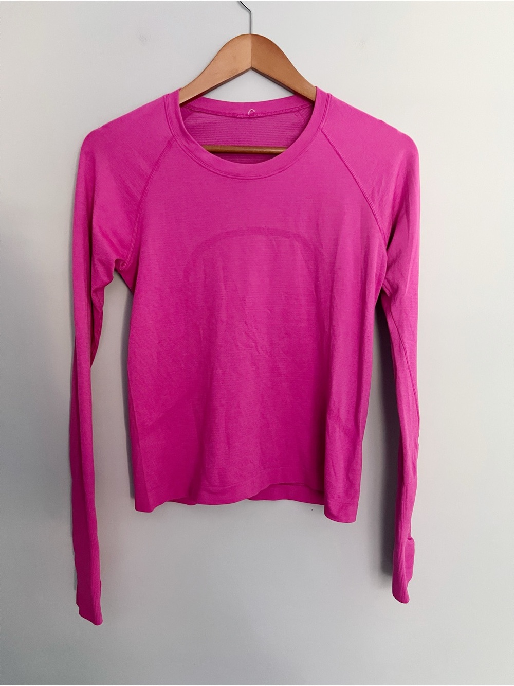 Lululemon Swiftly Tech Long Sleeve Shirt
2.0 *Race Length Pink Size 6